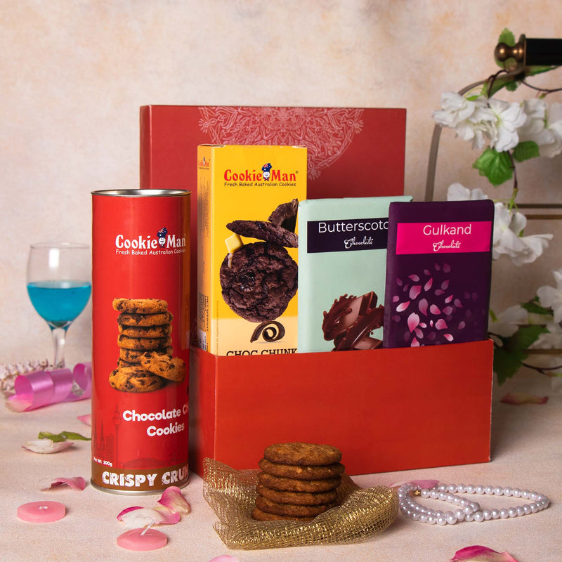 Choco Chip & Choco Chunk Cookies & Chocolates Gift Hamper